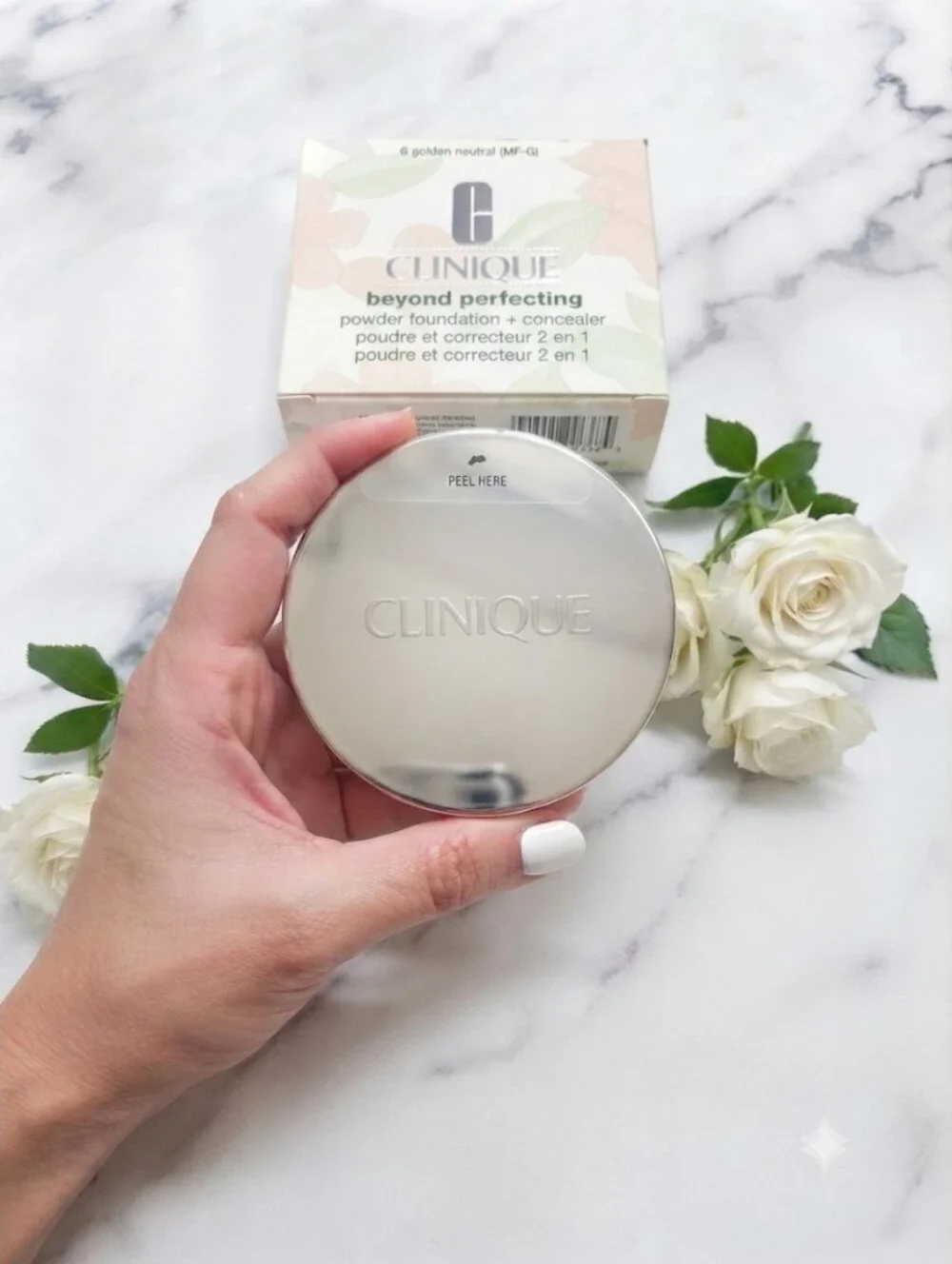 Clinique Beyond Perfecting Powder Foundation + Concealer 8 GOLDEN NEUTRAL